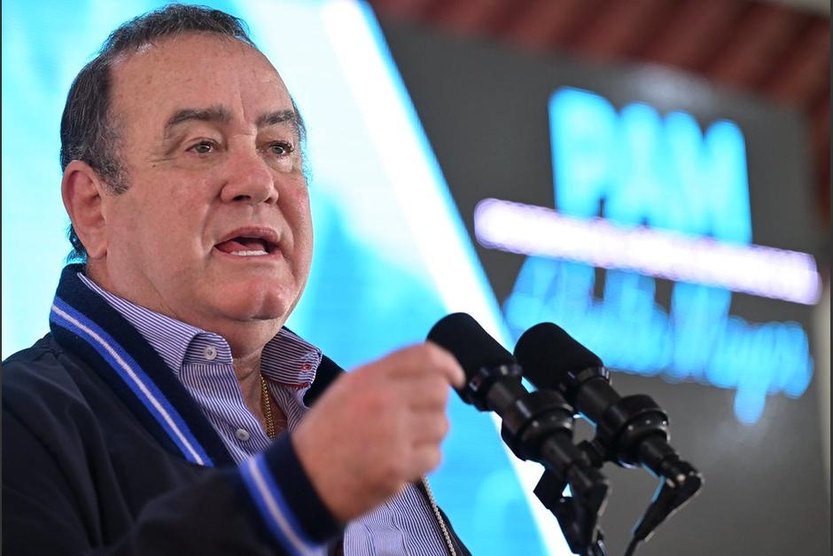 Alejandro Giammatttei arremetió por filtración de la supuesta visita que recibió de Sandra Jovel. (Foto: Presidencia)&nbsp;