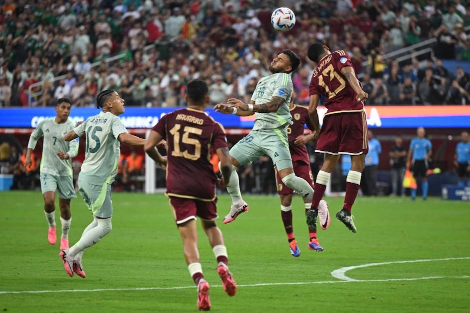 Venezuela sorprendió a México al derrotarla en la Copa América. (Foto: AFP)
