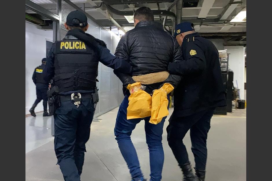 Ligan a proceso penal al hombre acusado de triple crimen en bulevar Austriaco, zona 16. (Foto: PNC)&nbsp;