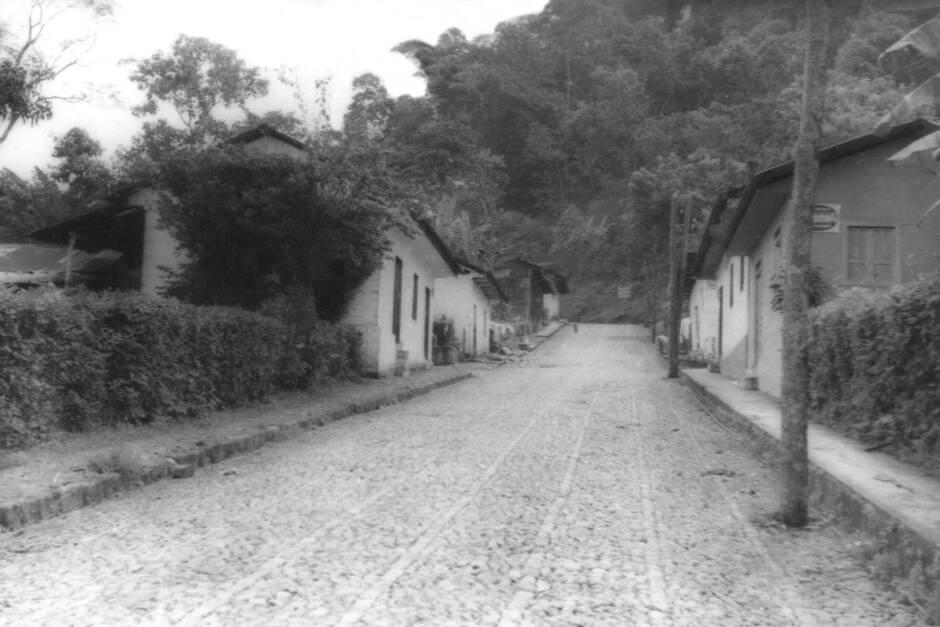 Las calles principales del municipio eran empedradas. (Foto: Archivo)
