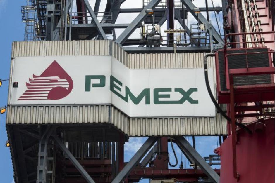 El gobierno de México presentó este martes un plan para rescatar a la estatal Petróleos Mexicanos (Pemex). (Foto ilustrativa:&nbsp;noticias.univision.com)
