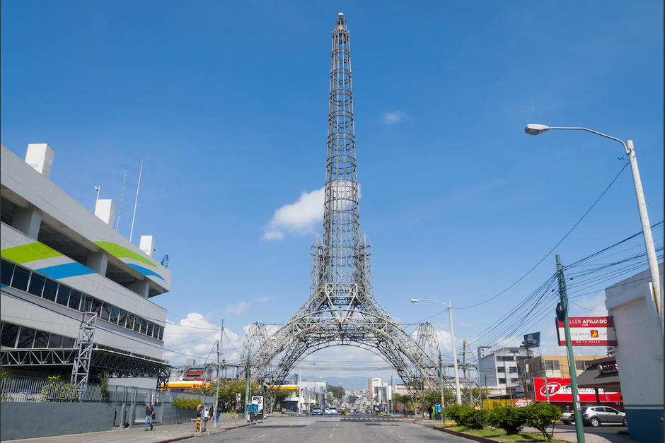 La estructura metálica es todo un referente de la Ciudad de Guatemala. (Foto: Archivo)