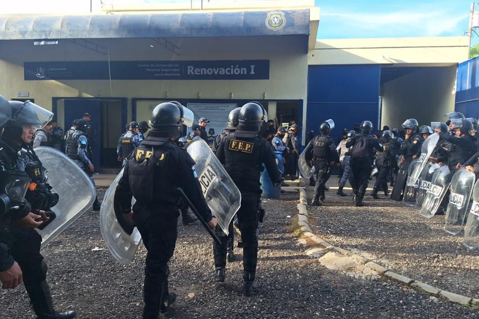 Los disturbios buscan que los máximos líderes de pandillas sean trasladados de Renovación I hacia las prisiones donde previamente ejercían control y poder criminal. (Foto: Archivo/Soy502)