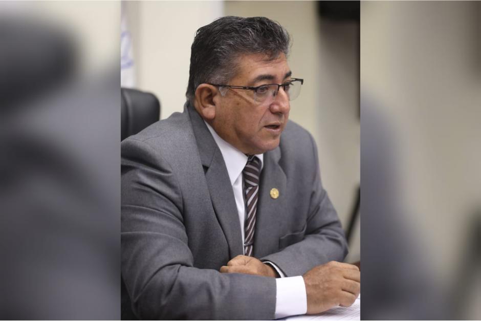 El presidente Bernardo Arévalo se comunicó con el diputado Juan Ramón Rivas y le externó sus condolencias por la muerte de su guardaespaldas. (Foto: Congreso)