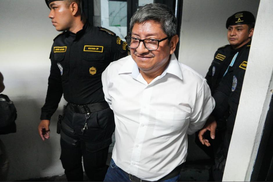 El exdiputado fue capturado en el Aeropuerto Internacional La Aurora. (Foto: Wilder López/Soy502)