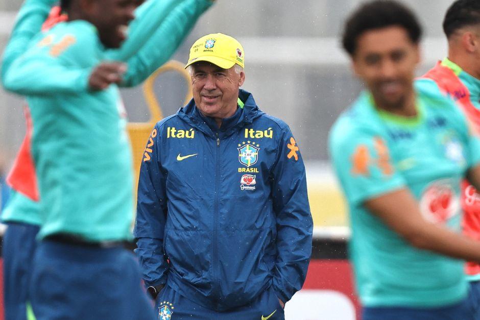 El técnico italiano quiere cerrar las eliminatorias mundialistas con una doble victoria, sobre todo en casa contra Chile. (Foto: AFP)