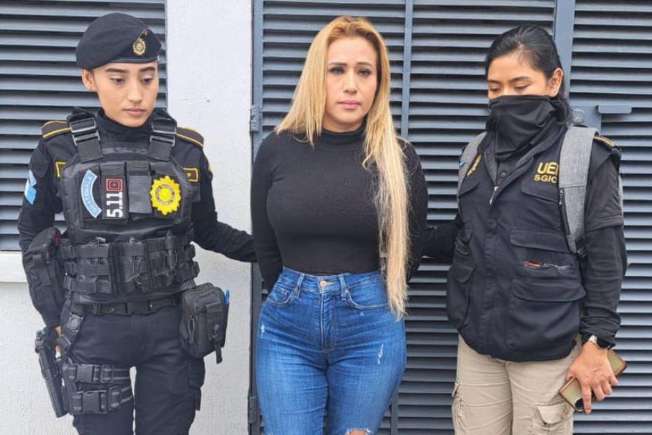 Red de explotación sexual ligada a proceso: «La Muñeca» y otros ocho acusados.&nbsp;(Foto: PNC)