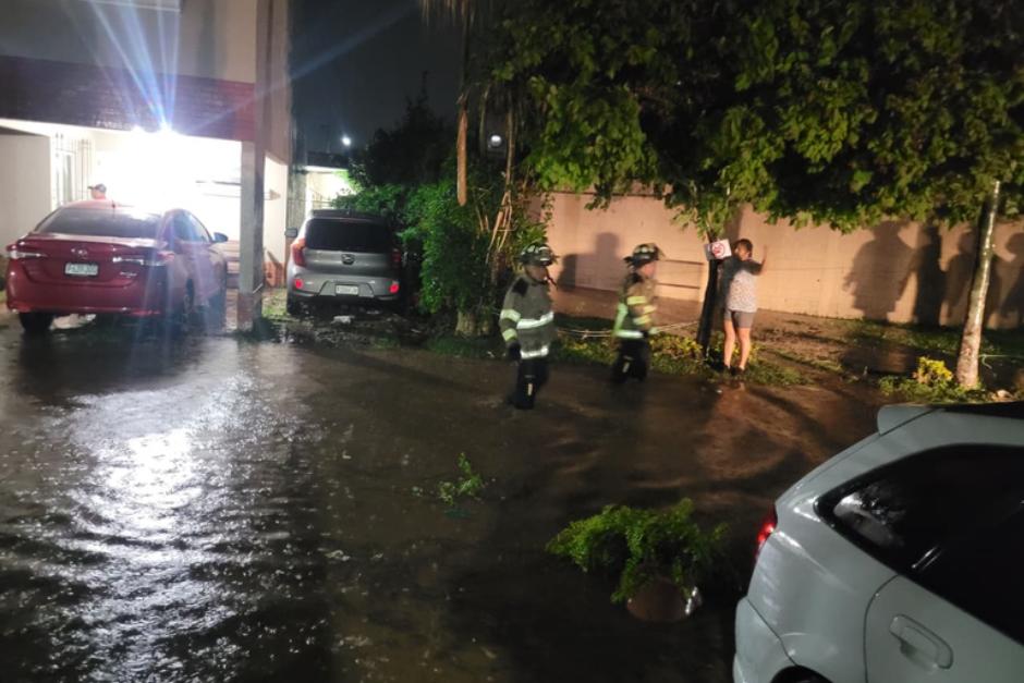 Los reportes iniciaron la noche del miércoles en distintos puntos del país.&nbsp; (Foto: CONRED)
