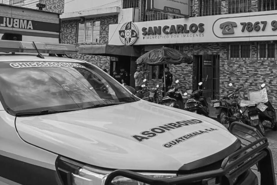 El ataque armado ocurrió en un laboratorio de la zona 1 de Mazatenango. (Foto: Bomberos Municipales Departamentales)