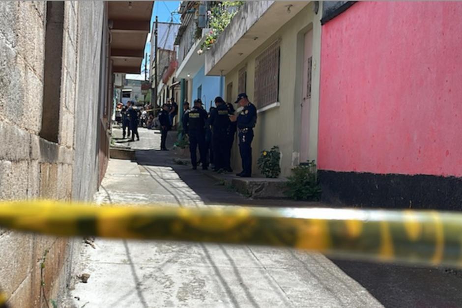 El crimen se descubrió cuando vecinos alertaron sobre olores fétidos desde una vivienda en zona 6 de Mixco. (Foto: Jorge Sente/Nuestro Diario)