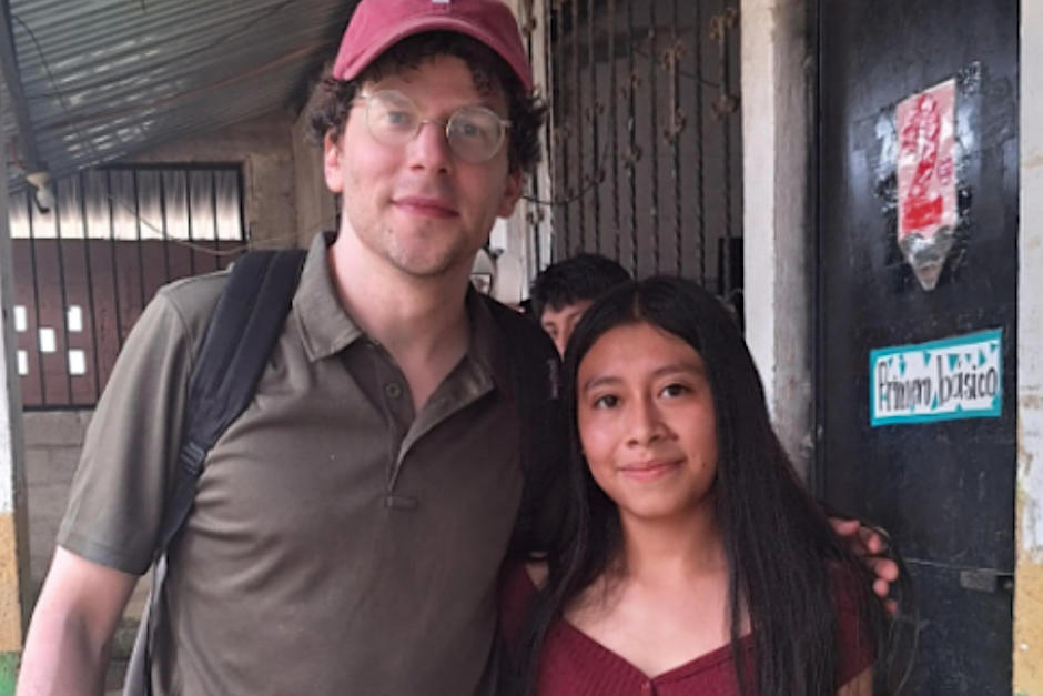 Jesse Eisenberg aportó a la educación del país. (Foto: Gabriela.62)
