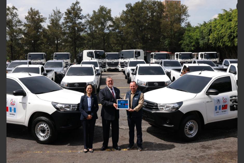 Bernardo Arévalo recibió la donación por parte de Taiwán. (Foto: Gobierno de Guatemala)