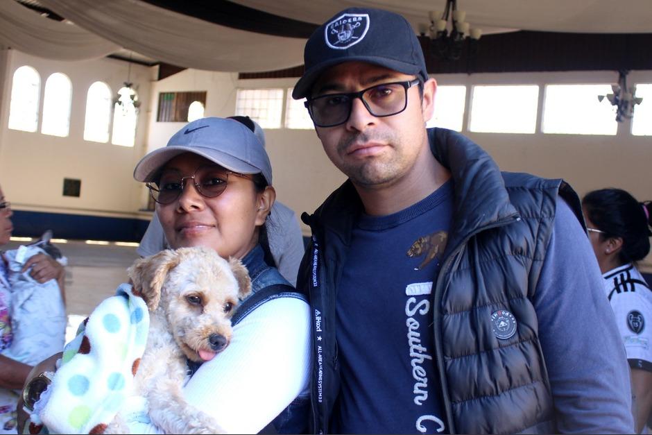 Un grupo de voluntarios apoya en el registro y orientación de los asistentes.&nbsp;&nbsp;(Foto: Edward Morales/Colaborador)
