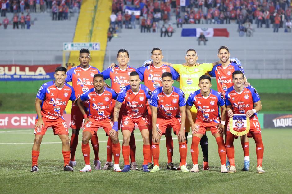 El campeón Antigua y el subcampeón Municipal quedaron fuera de la Copa Centroamericana. Solo Xelajú sigue con vida. (Foto: Concacaf)
