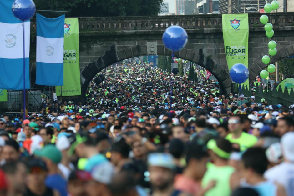 La carrera reunió a miles de participantes. (Foto: Juan Manuel Mijangos/Nuestro Diario)