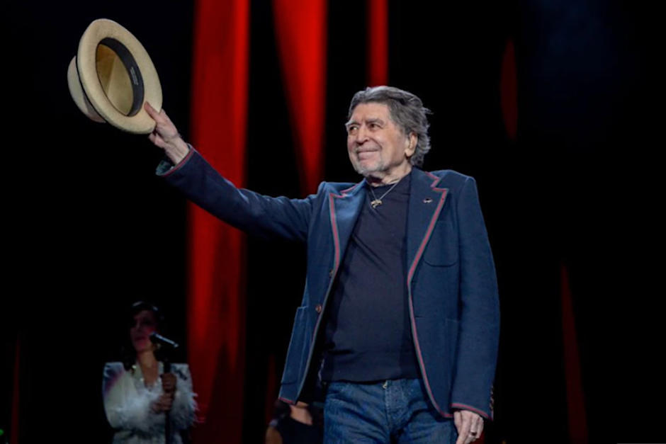 Joaquín Sabina dejó todo en escena. (Foto: AFP)