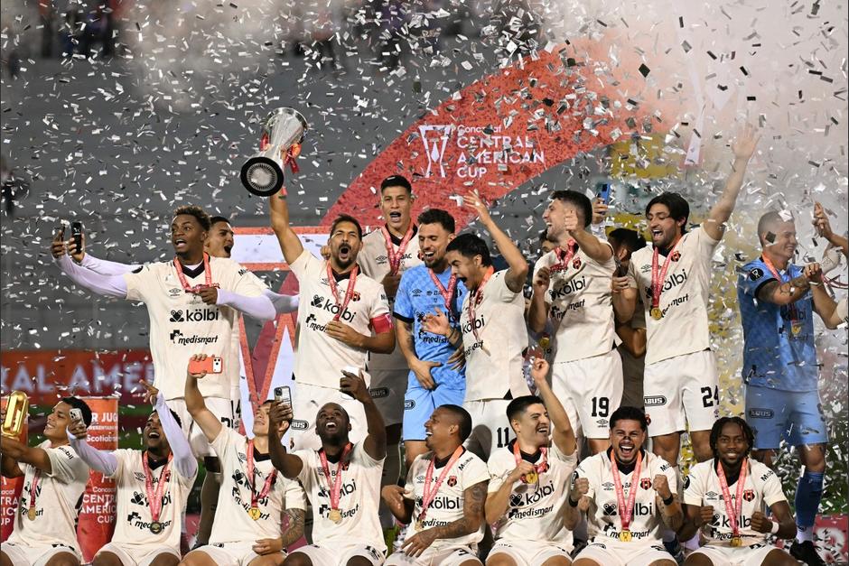 Alajuelense se consagra campeón de la Liga Centroamericana
