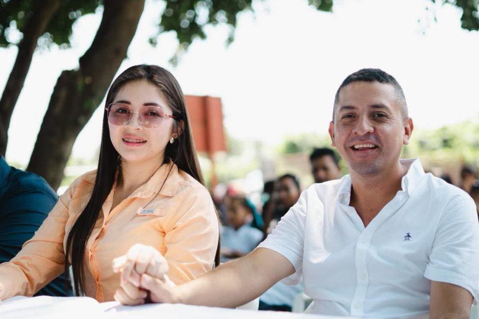 Durante el matrimonio&nbsp;fueron compañeros en la vida y en la labor municipal que ejercían. (Foto:redes sociales)