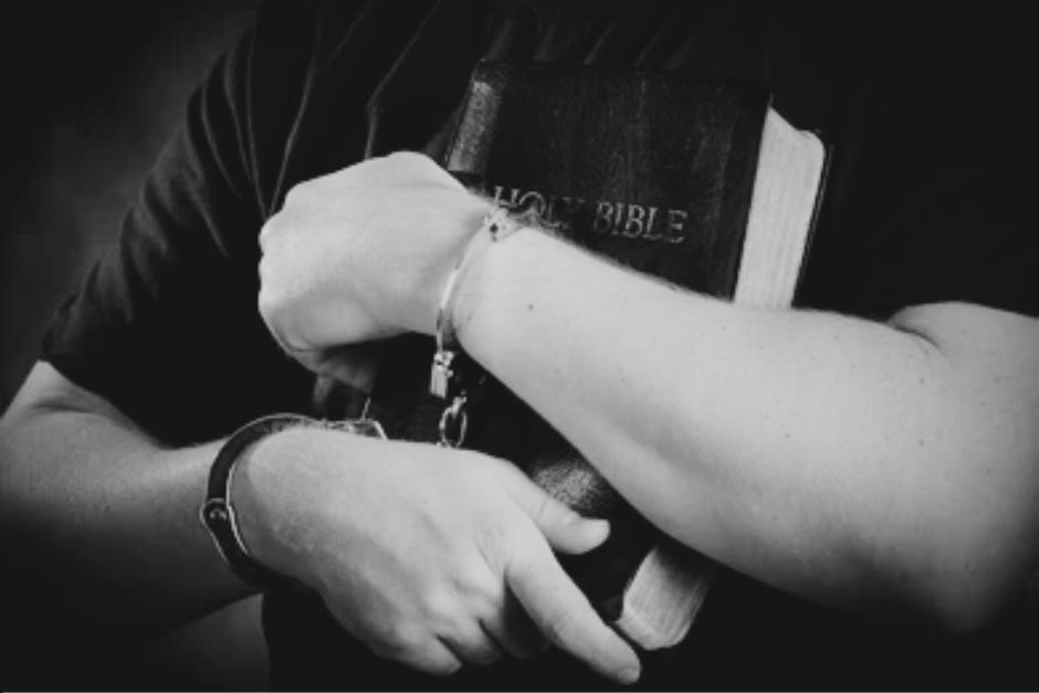 El falso pastor es señalado por ser el presunto responsable del crimen de asesinato. (Foto ilustrativa: Shutterstock)