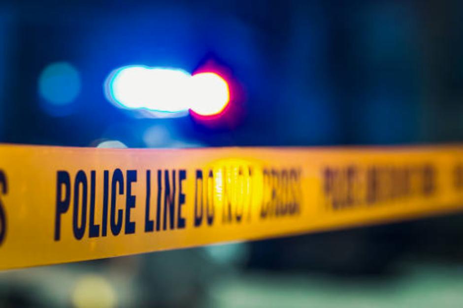 Al lado de la mujer encontraron a un hombre con signos vitales pero no quiso ser trasladado. (Foto ilustrativa: iStock)