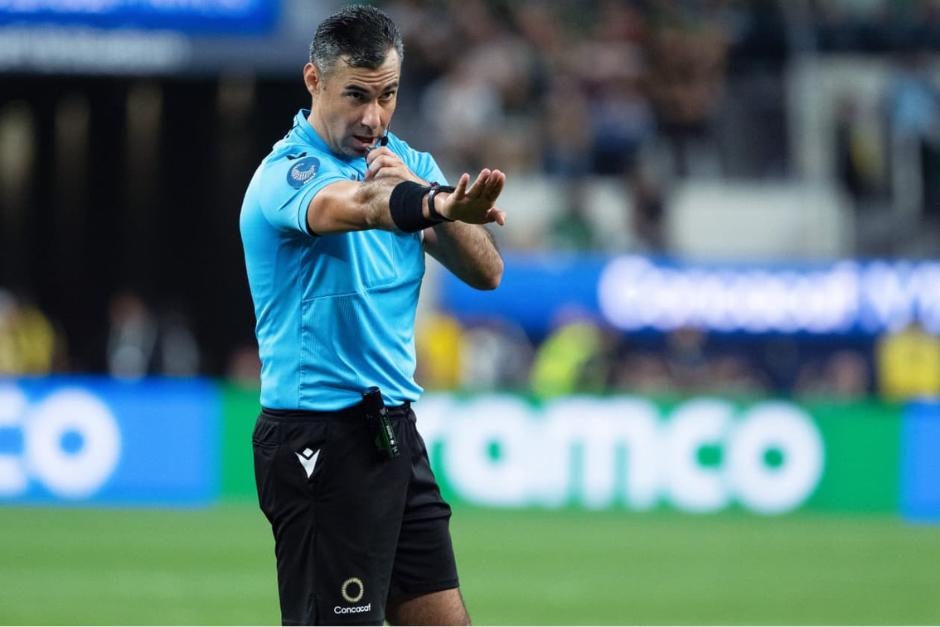 Escobar y su equipo de trabajo le dirigieron a Cristiano Ronaldo en Arabia Saudita.