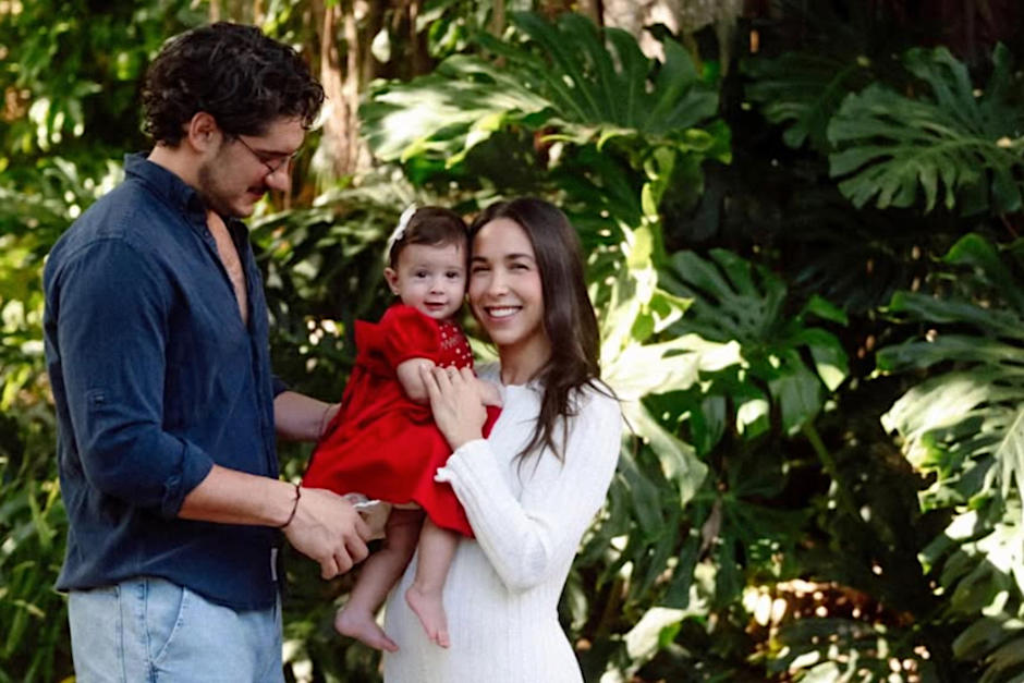Ricardo Arjona hijo y su familia env&iacute;an los mejores deseos. (Foto: Instagram)