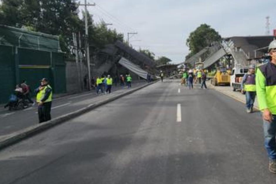 Una pasarela fue derribada el pasado octubre por un veh&iacute;culo de transporte pesado. (Foto: Jorge Sent&eacute;/Colaborador)