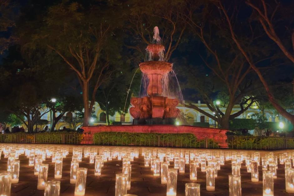 Este sábado 15 de febrero se realizó la "Noche de velas", una actividad para festejar el Día del cariño y la amistad. (Crédito: Municipalidad de Antigua Guatemala)
