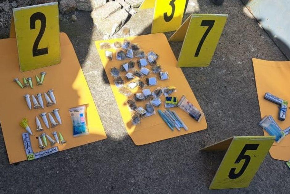 Drogas fueron incautadas durante el allanamiento realizado. (Foto: PNC)