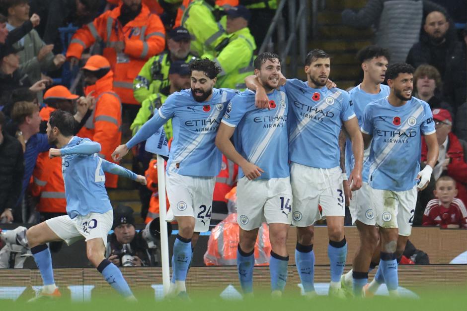 El City se pone a cuatro puntos del líder Arsenal. (Foto: AFP)