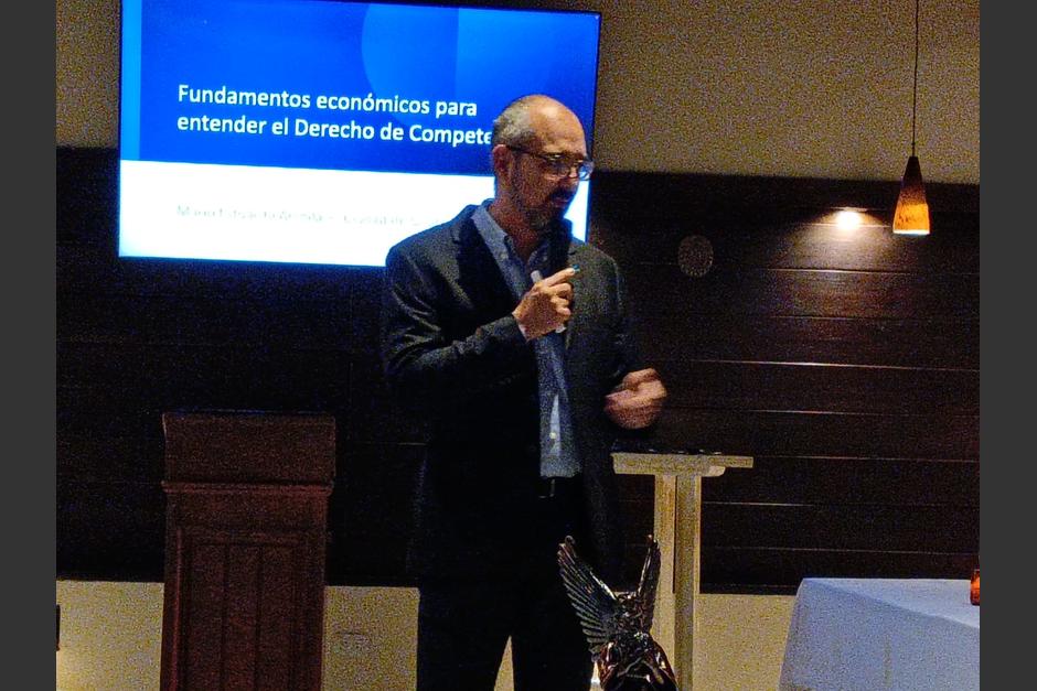 Mario Estuardo Archila, abogado experto en la Ley de Competencia. (Foto: Cortesía / Soy502)