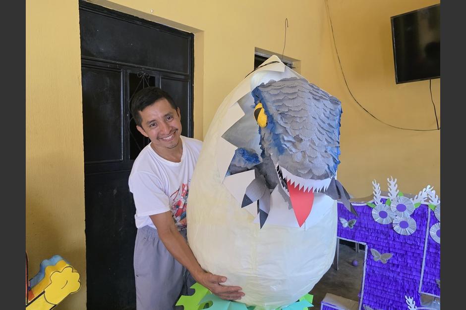 Rony Guzmán trata de estar actualizado con las técnicas en tendencia. (Foto: Surama Rodas/Colaboradora)