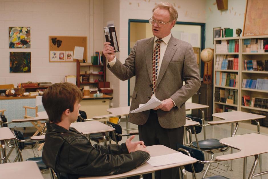 Jared Harris interpreta a un profesor decidido a cambiar el destino de su alumno. (Foto: Angel Studios)