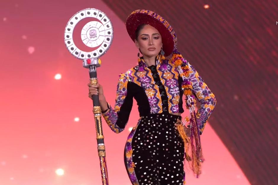 Raschel impacta al jurado con un traje lleno de historia. (Foto: Instagram)