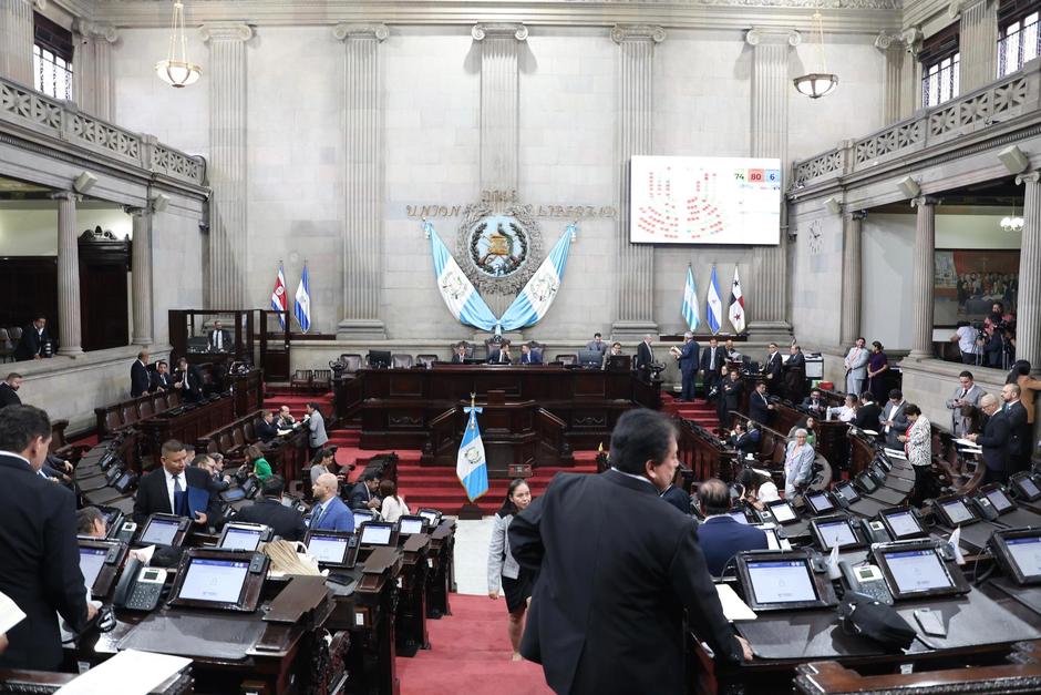 La moción para sacar al sector empresarial del Conadie no prosperó. (Foto: Congreso / Soy502)