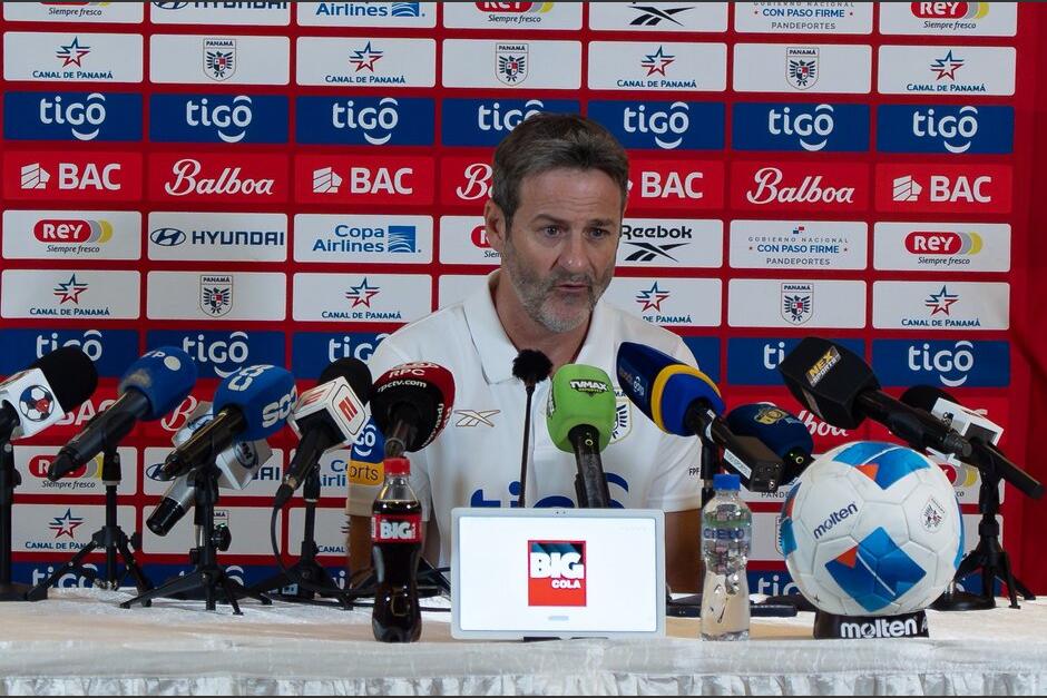 Thomas Christiansen reconoció a Guatemala por su entrega en la última jornada clasificatoria. (Foto: FEPAFUT)