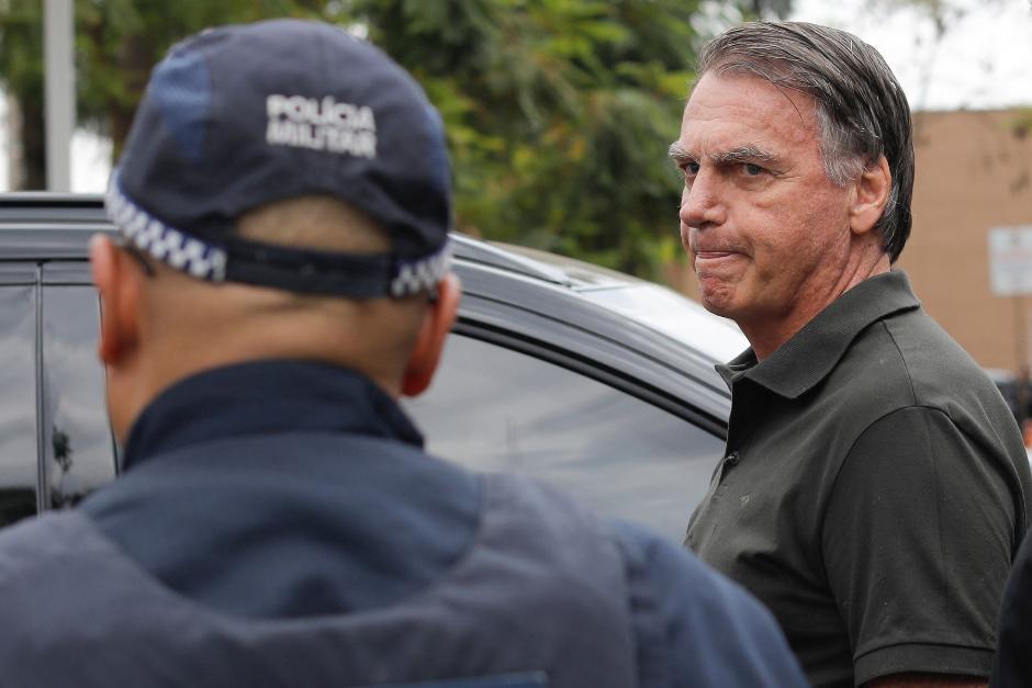 Bolsonaro deberá permanecer en prisión preventiva por riesgo de fuga. (Foto: AFP/Soy502)