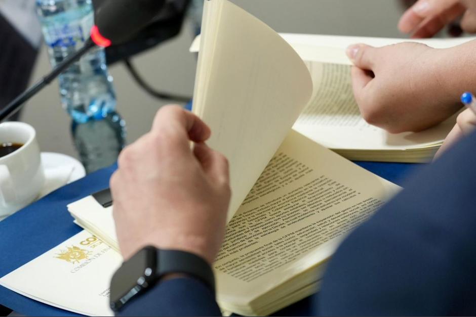 La Comisión de Finanzas Públicas y Moneda dictaminó fovorablemente el plan de gastos del estado para el próximo año. (Foto: Comisión de Finanzas / Soy502)