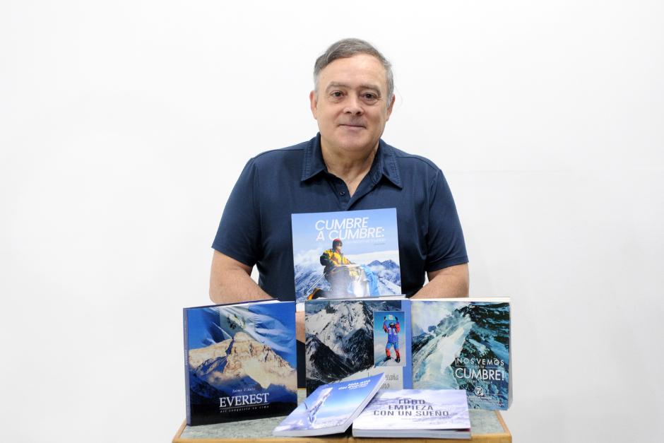 Este es el noveno libro del montañista. (Foto: Alan Lima/Colaborador)