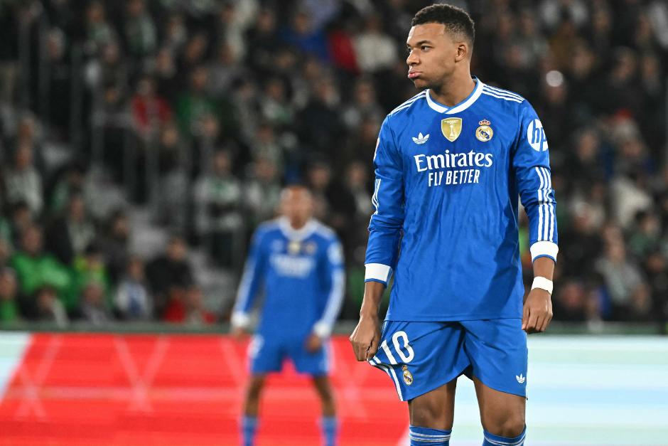 Mbappé lleva 22 anotaciones en lo que va de la temporada, en todas las competencias. Claro goleador del conjunto madridista. (Foto: AFP)