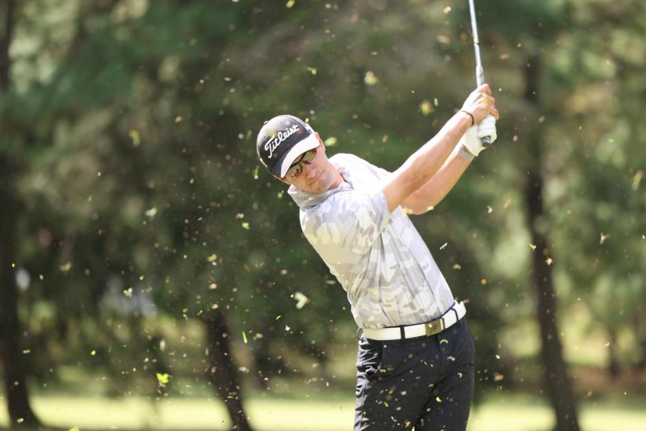 El jugador Gabriel Palacio marcha como líder de la división Campeonato Caballeros, y es uno de los favoritos a la obtención del título. (Foto:&nbsp;Saulo López - ASGOLF)