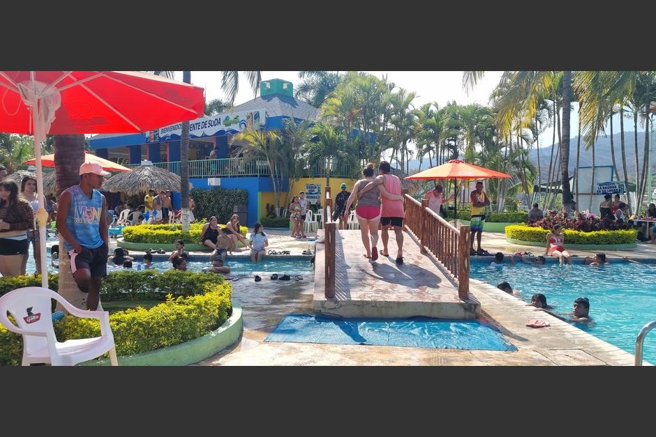 Grupos de amigos llegan a pasar momentos agradables.&nbsp;(Foto: Silvia Roca/Colaboradora)