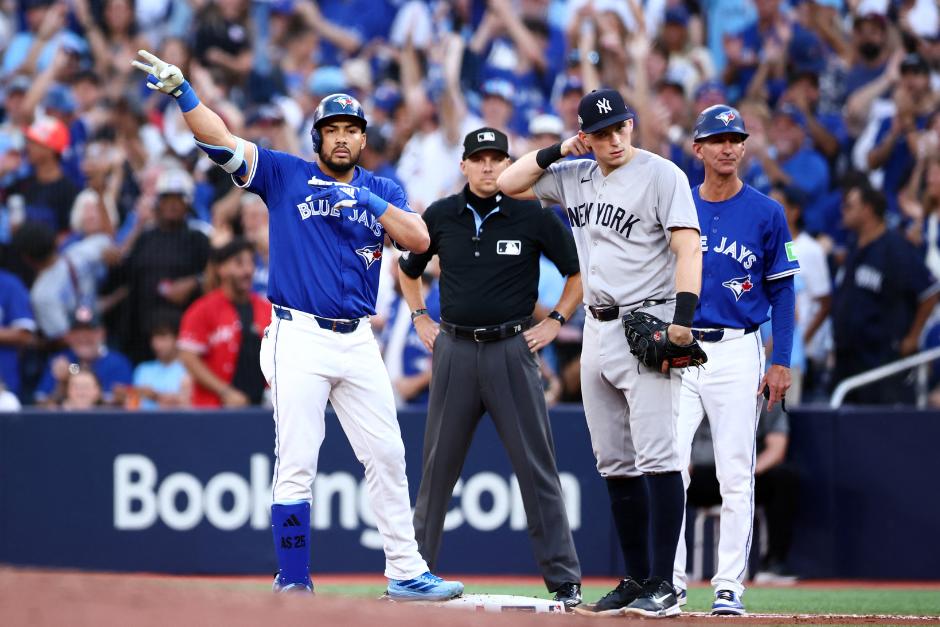 Los Toronto Blue Jays mandaron un mensaje con la abultada victoria sobre los Yankees. (Foto: AFP)
