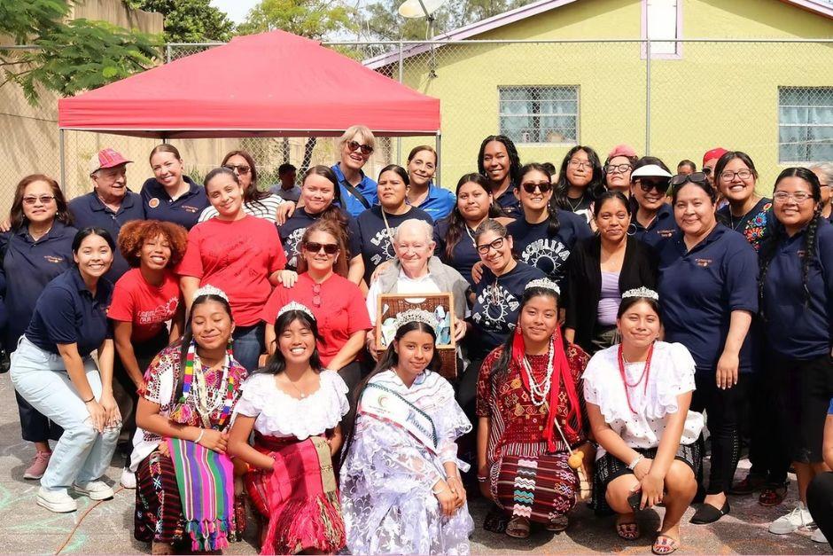 Más de 30 años de servicio ha brindado la comunidad a migrantes en Florida. (Foto: The Guatemalan Maya Center)