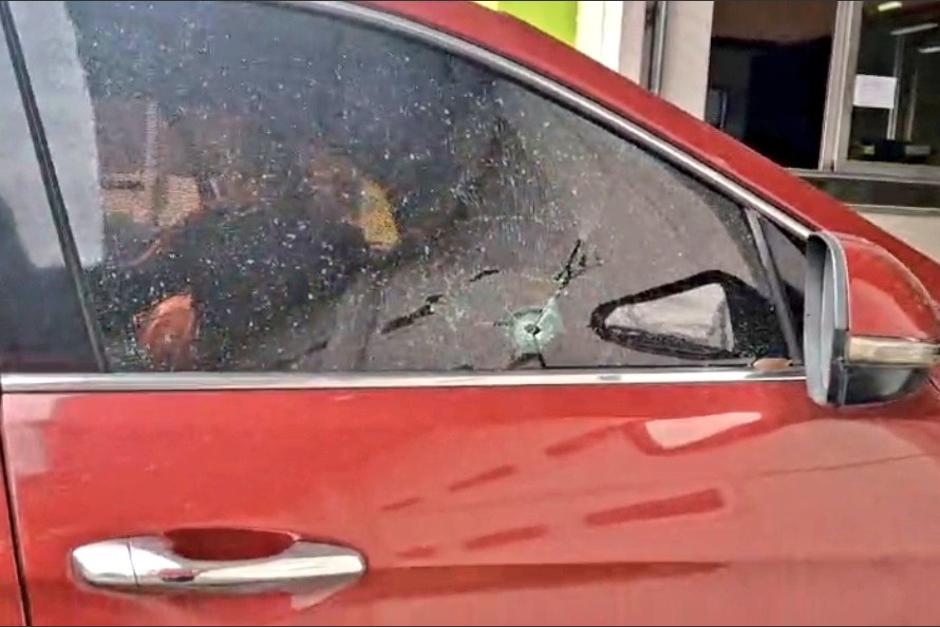 El conductor logró llegar hasta la estación de bomberos. (Foto: Bomberos Municipales)