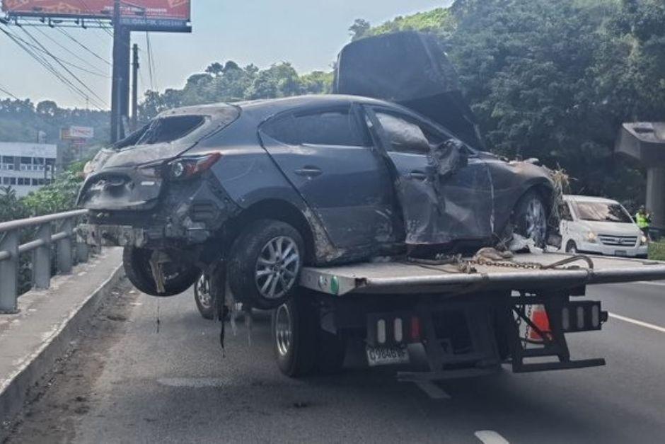 Al mediodía de este viernes fue retirado el vehículo. (Foto: PMT de Villa Nueva)