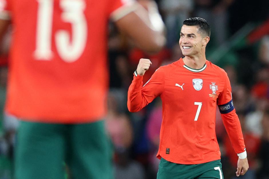 Cristiano Ronaldo marca doblete y supera a Carlos Humberto Ruiz. (Foto: AFP)