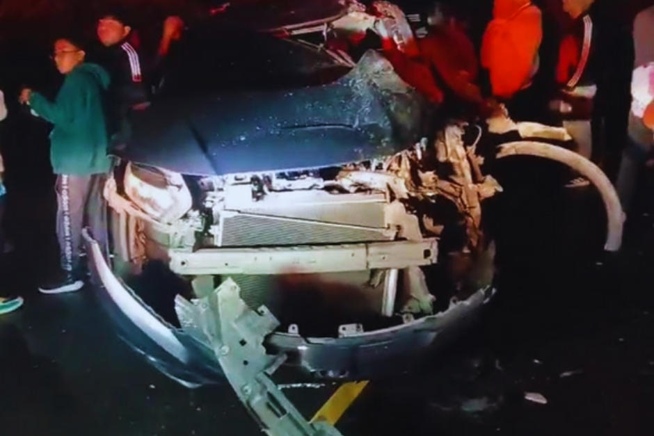 Hasta el momento se desconocen las causas del accidente. (Foto: Bomberos Voluntarios)