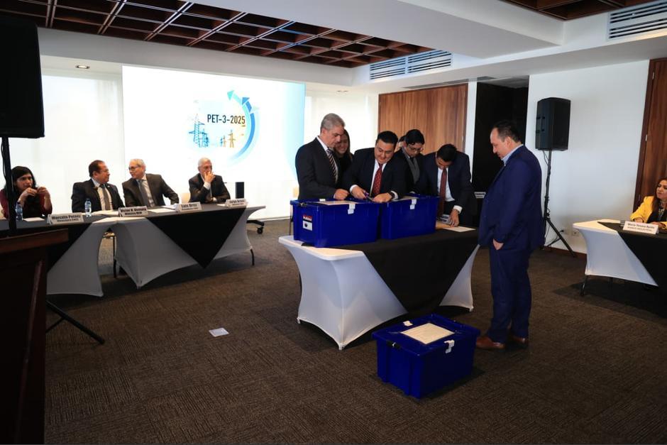 El Inde fue el único oferente de la licitación del&nbsp;Plan de Transmisión Eléctrica, sin embargo, el concurso será declarado desierto. (Foto: INDE/Soy502)