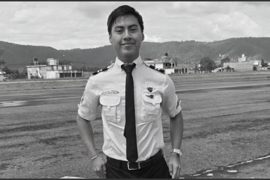 El piloto falleció junto a otros dos tripulantes la tarde del martes. (Foto: redes sociales)